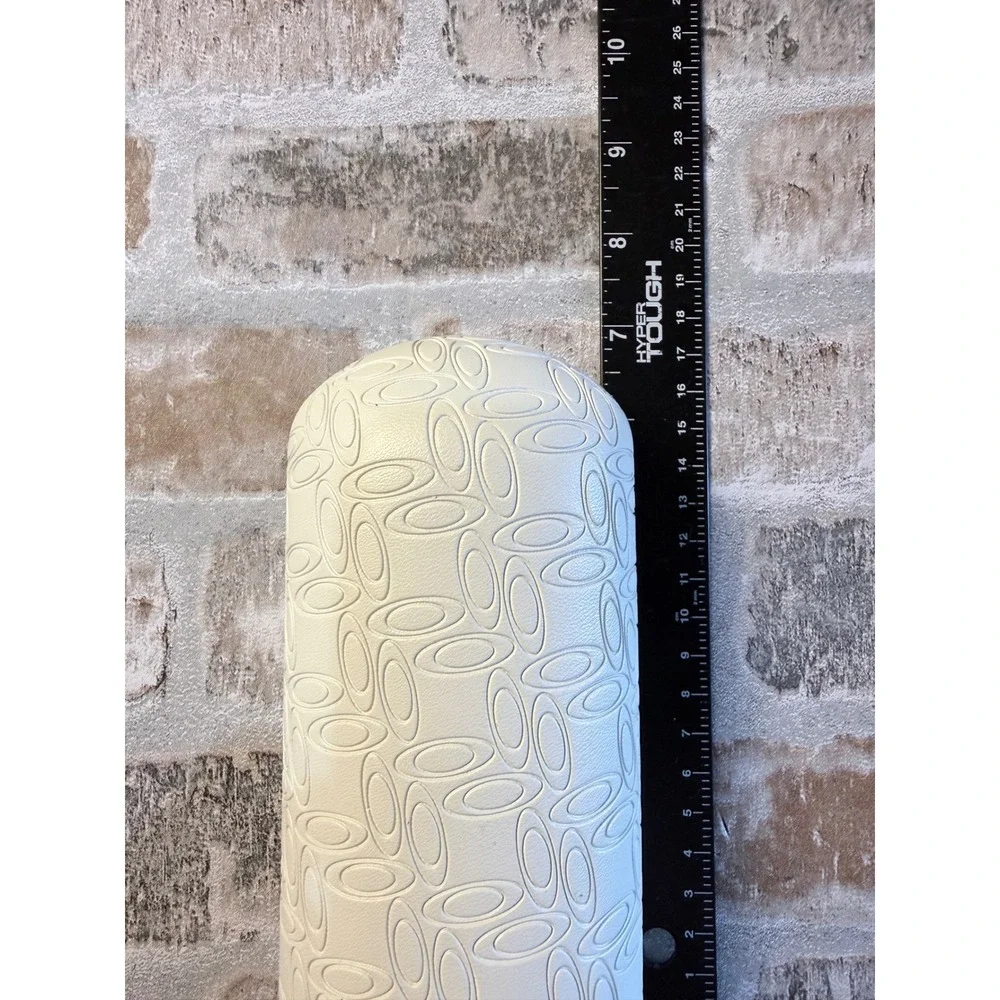Oakley White Embossed Ellipse Logo Hard Sunglasses Case Eyewear Vault